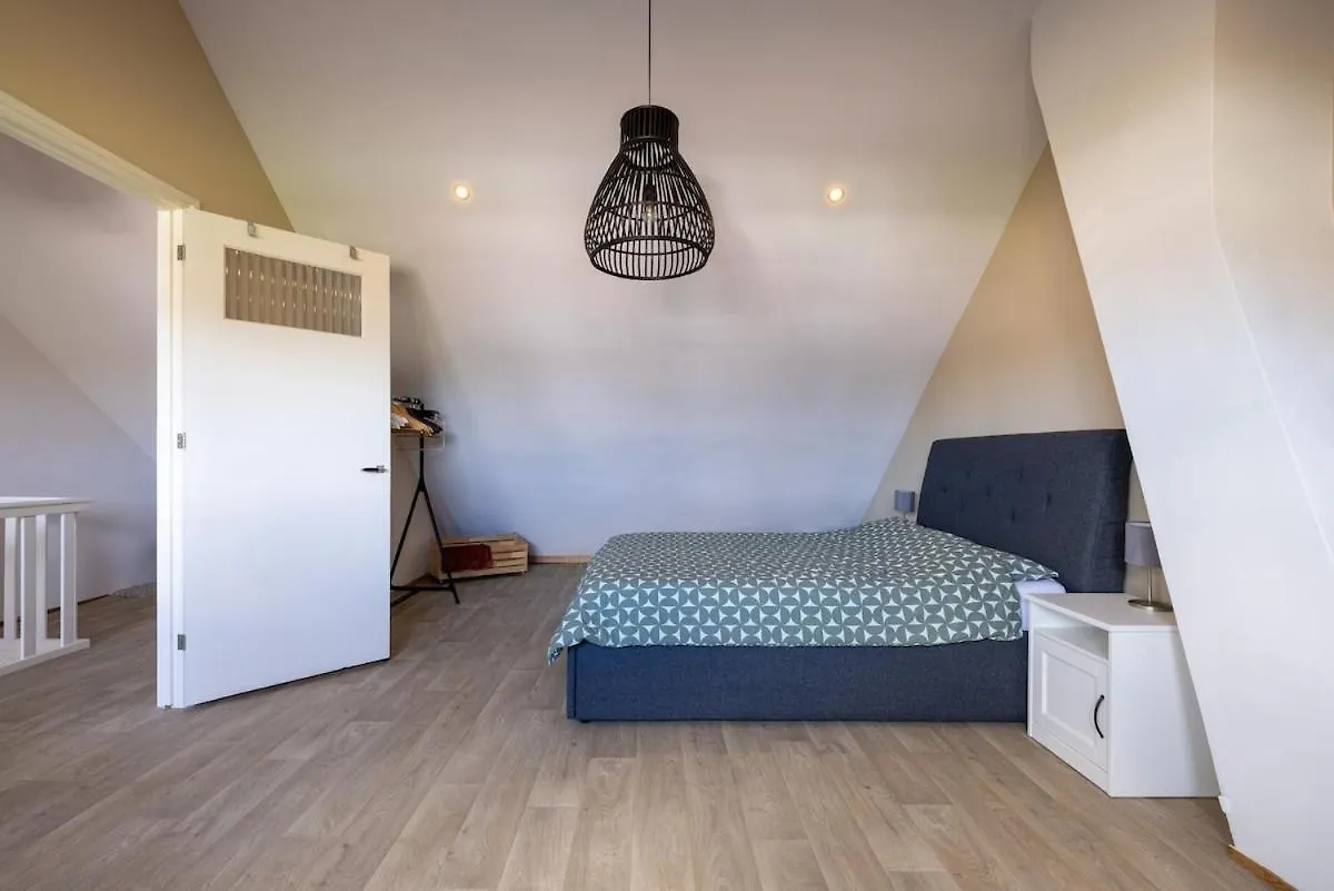 Cozy Family House In Rotterdam Villa